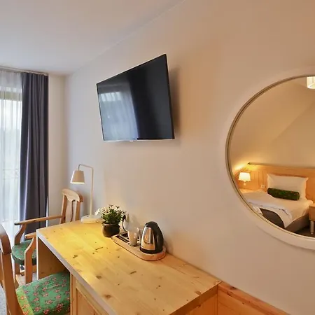 Konukevi Spiski Dworek 3*